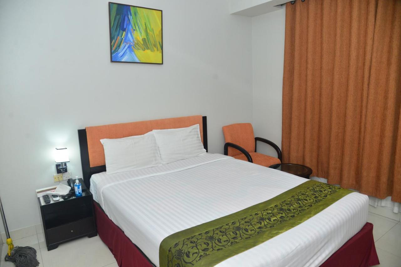 Orchid Business Hotel Читагонг Екстериор снимка